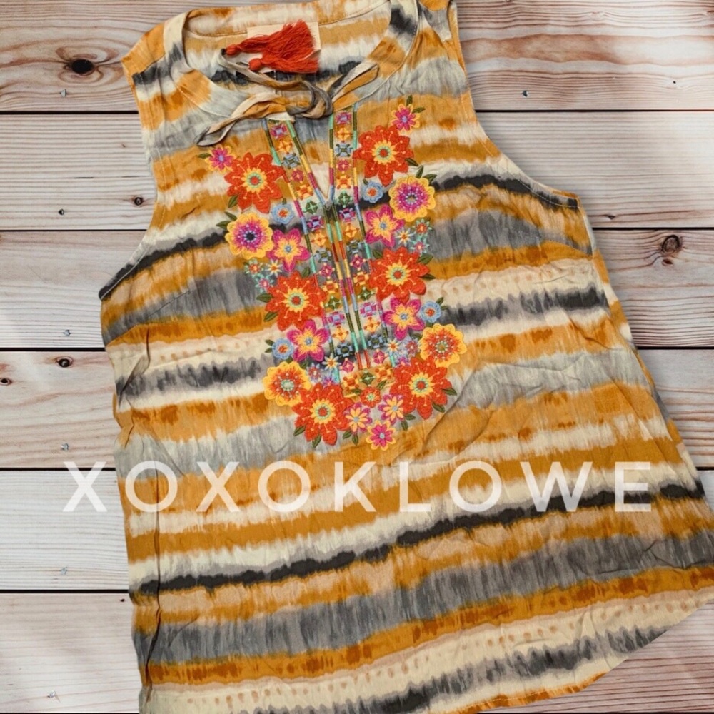 Savanna Jane Yellow & Cream Dip Dyed Embroidered Split Neck Top - Picture 10 of 12